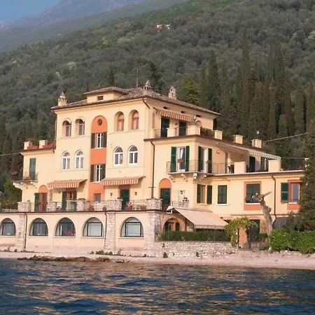 Apartment Charmante Casa Cendraia